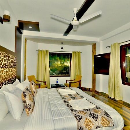 Kapoor Resort By Dls Hotels Manali  Exterior photo